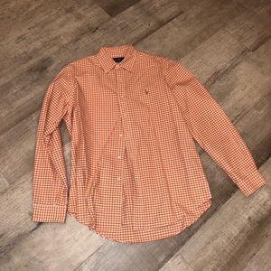 Orange/white checkered pattern, Men’s button-down.